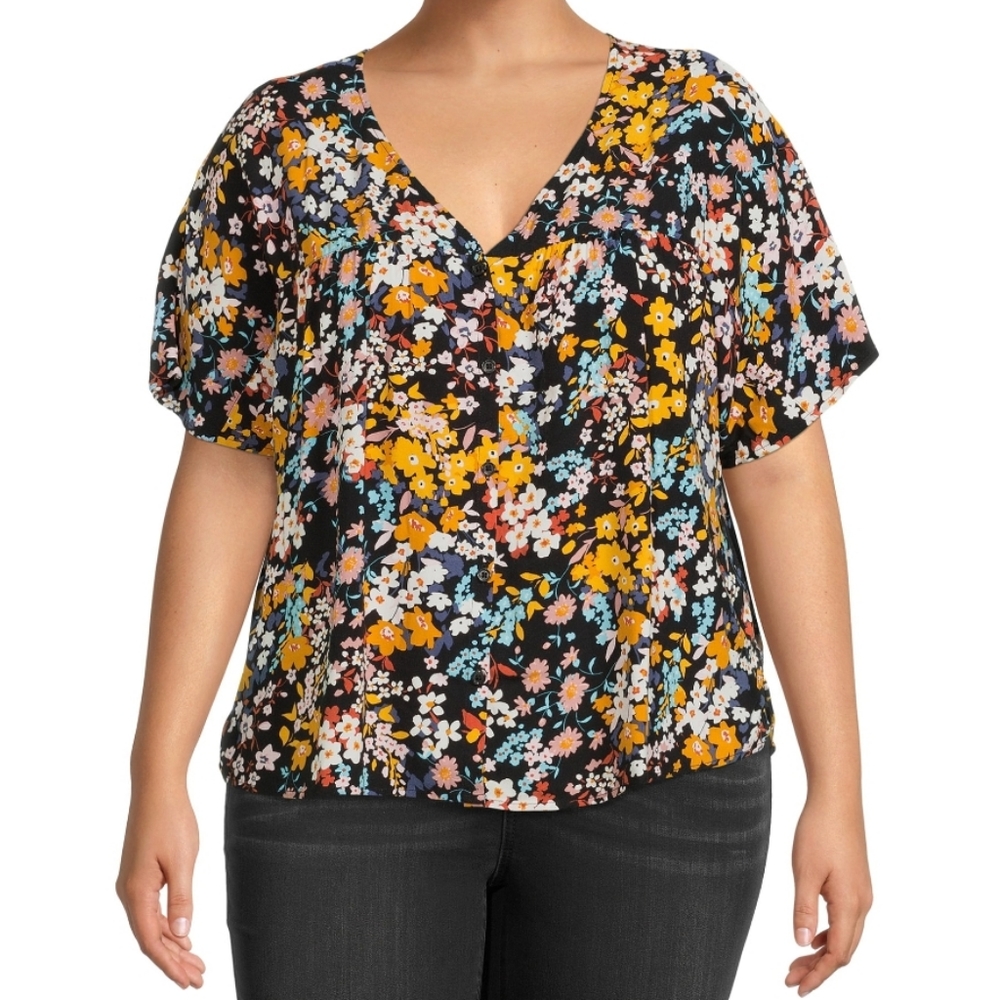 Terra & Sky Women's Plus Size Button Front Short Sleeve Shirt